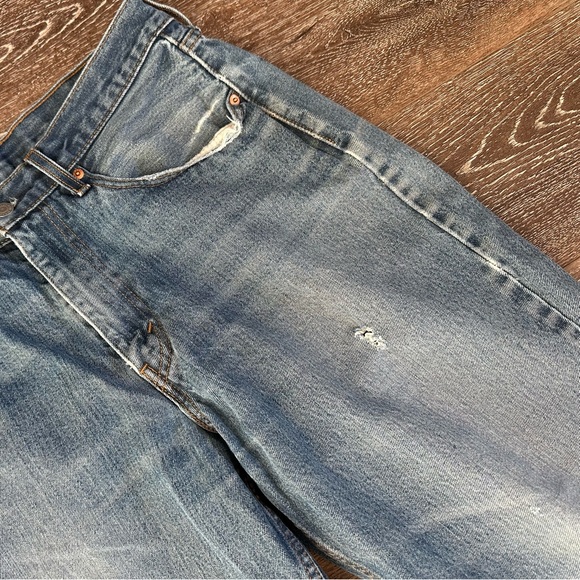 Levis 550 Men's Size 34x30 Jeans Relaxed Fit Tapered Leg Stretch Denim Blue - Picture 2 of 4